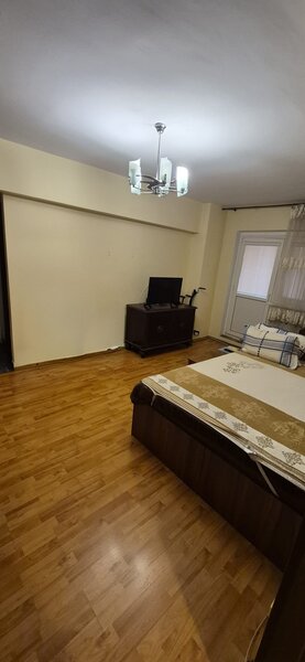 Auchan, Titan, apartament 3 camere de vanzare.