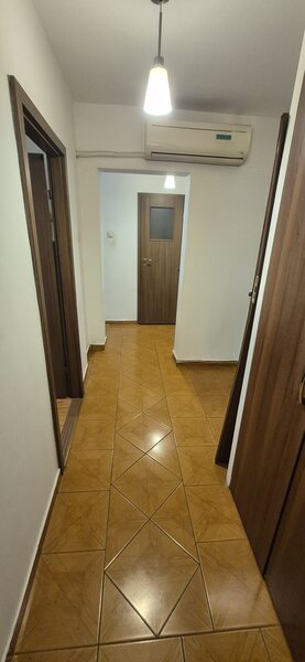 Auchan, Titan, apartament 3 camere de vanzare.