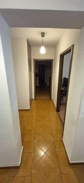 Auchan, Titan, apartament 3 camere de vanzare.